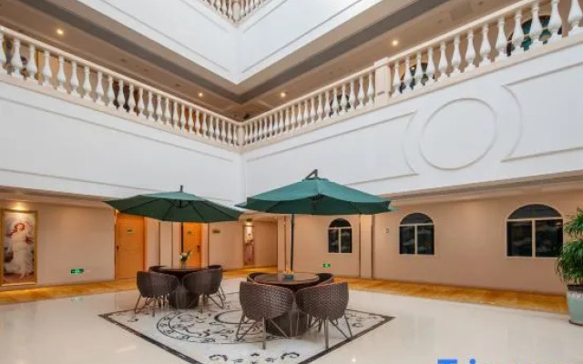 Vienna International Hotel Foshan Qiandenghu
