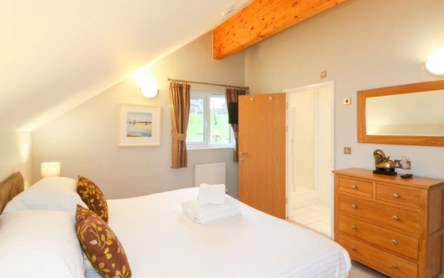 Lodge Sixty Six