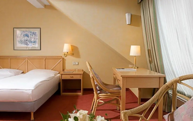 TRYP by Wyndham Koeln City Center