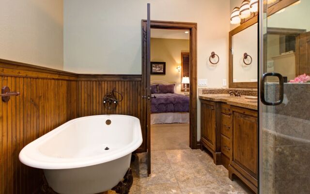 Abode at Quit 'N Time