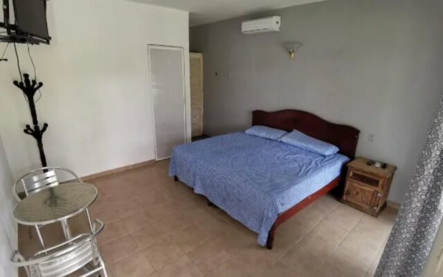 OYO Hotel Cedros & Spa