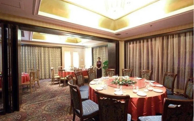 Oriental Hotel