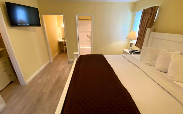 Hollywood Celebrity Hotel