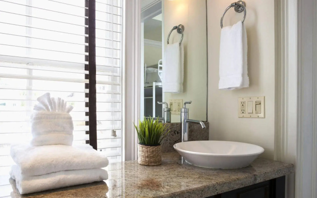 NYAH Key West - Adults Only