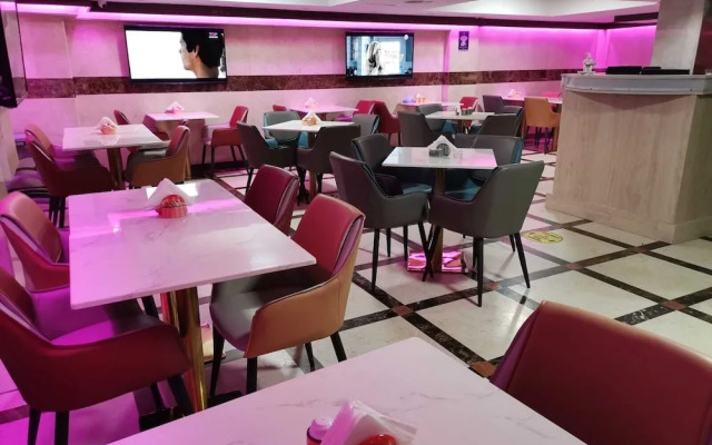 Saffron Hotel