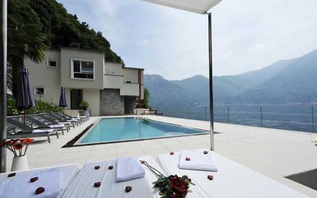 Villa Parisi