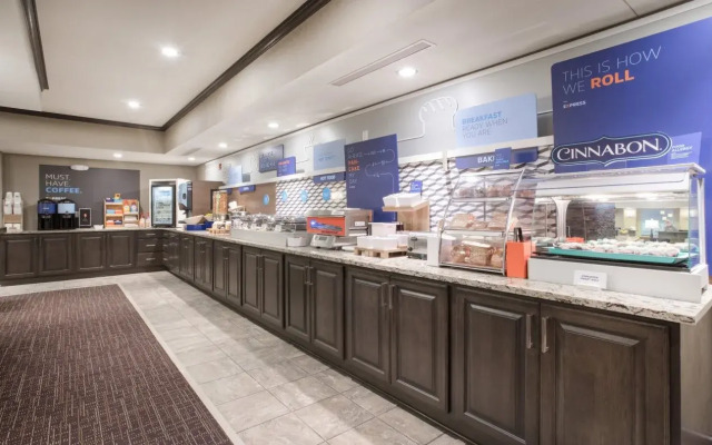 Holiday Inn Express & Suites Yankton by IHG