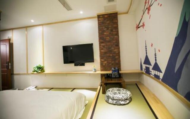 Yueming Siji 3D Cinema Hotel