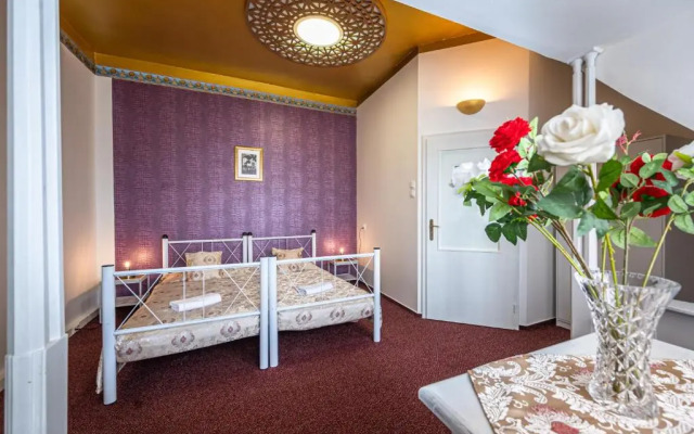 Hostel Imperia
