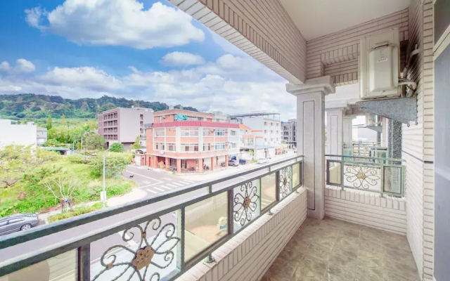 Taitung Knock Knock Smart Stay