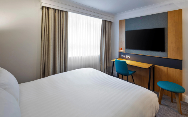 Holiday Inn Southampton-Eastleigh M3, jct13 by IHG