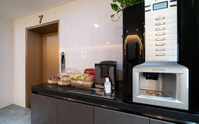 Dongtan Hotel Amor