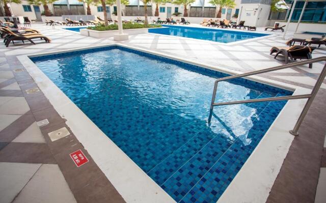 Awesome Marina Canal View 1BD Bay Central Marina