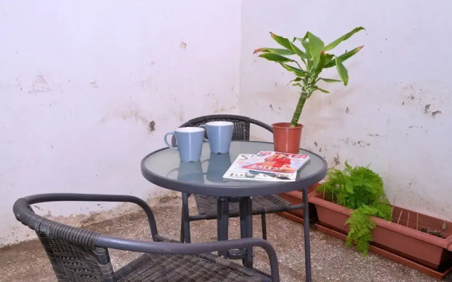 Koukaki a minimal studio