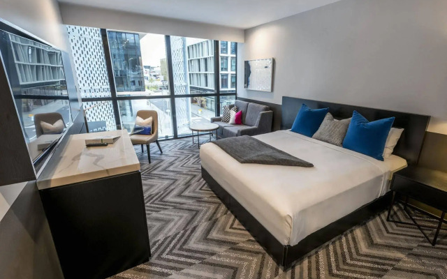 Rydges Perth Kings Square