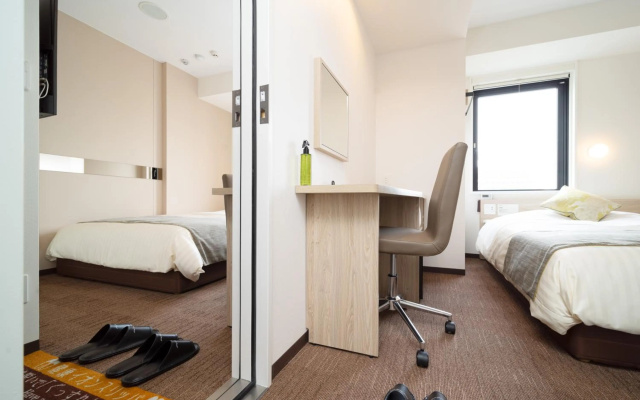Super Hotel Tokyo-Hamamatsucho – Guest Rooms – Tokyo