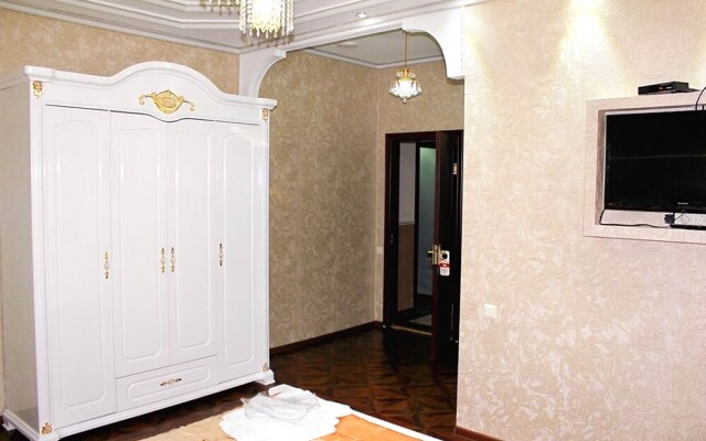 Gold Boutique Rustaveli