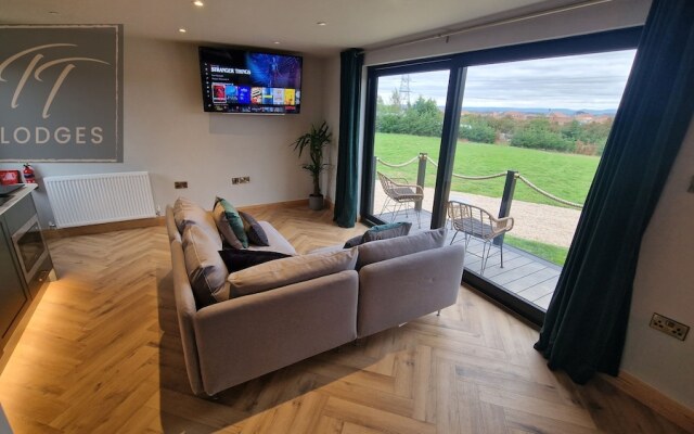 TT Lodges
