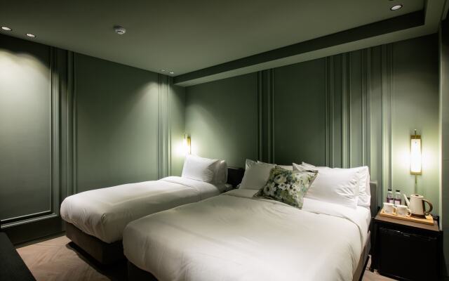 Oia Hotel