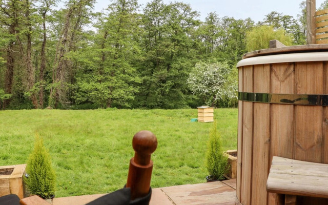 The Snug at Pickelden Farmhouse