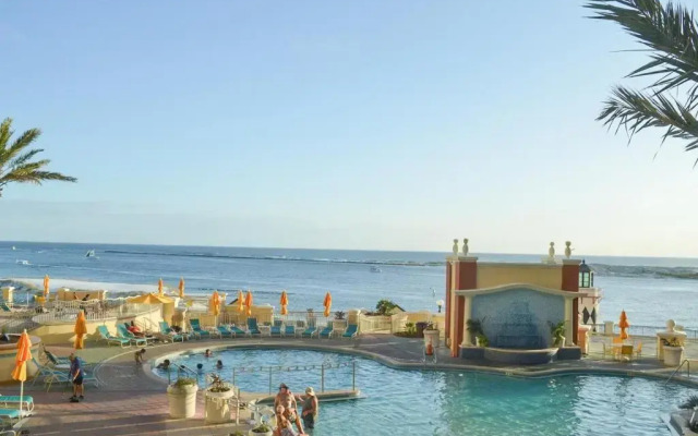 Emerald Grande Condominiums at HarborWalk Village