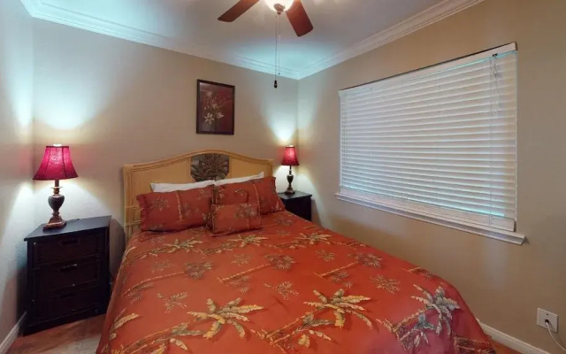 Seascape 1211 2 Bedroom Condo by RedAwning