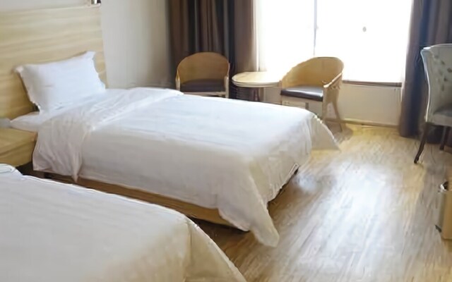 New Coast Hotel
