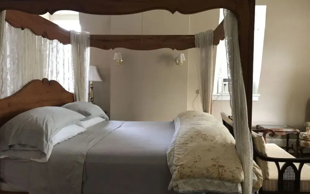 Hudson City Bed & Breakfast