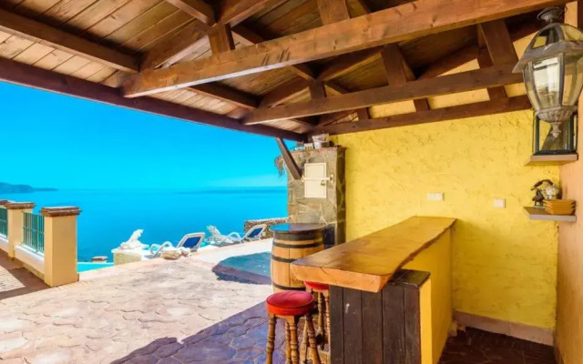 Casa Ventanas al Mediterraneo Nerja by Ruralidays