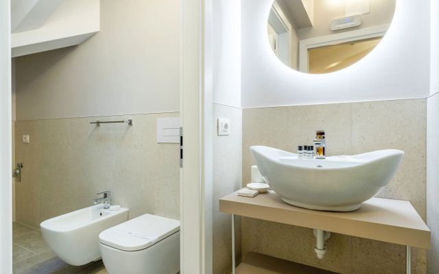 Domo Premium Apartments - Trieste Mazzini