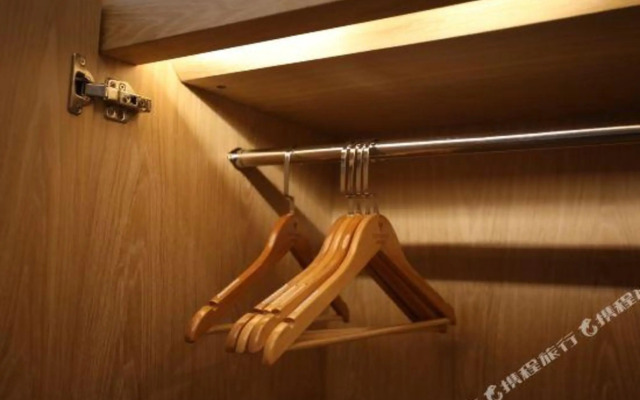 Yizhi Hotel (Hangzhou Sijiqing Qianjiang New City)