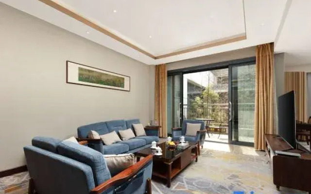 Ze Lin Hill-view Hotel