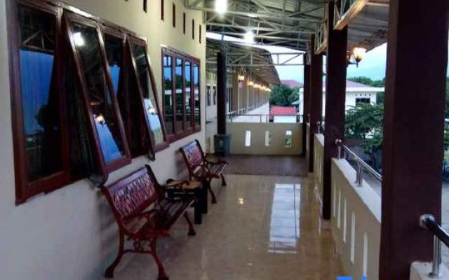 Hotel Raja Samosir