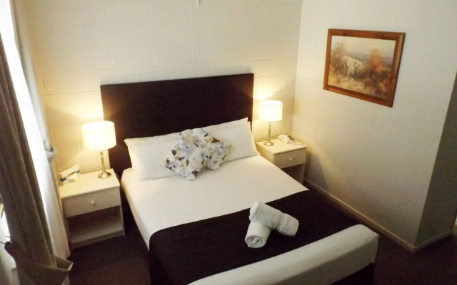 Puffers Inn Logan Motel
