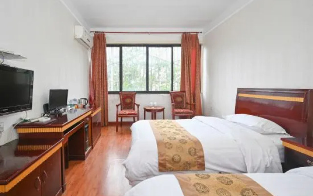 Shipei Business Hotel