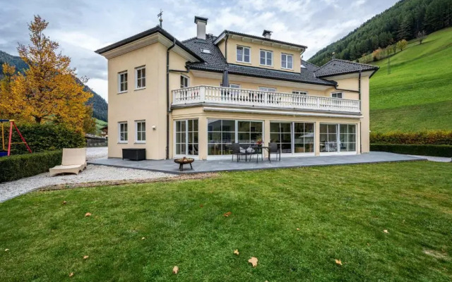 Alpen Living - 1 Stock Ganz
