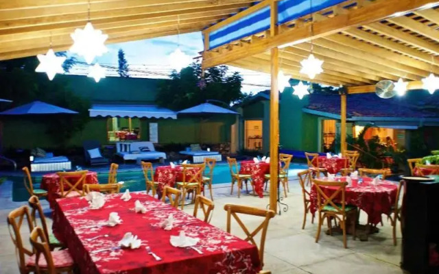 Hacienda del Lago Boutique Hotel