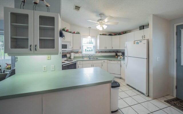 Granada Court 1244 by White Pelican VR