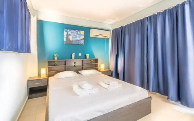 Penthouse with big terrace 2 mins from the metro