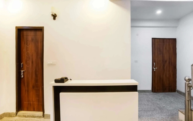 Kartik House by OYO Rooms