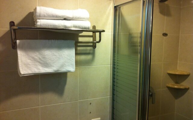 MB Hotel Lahad Datu