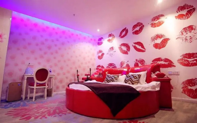 Very Impressed Theme Hotel