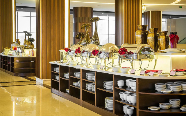 Muong Thanh Grand Cua Lo Hotel