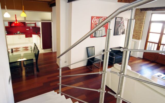 Kirei Apartment Merced