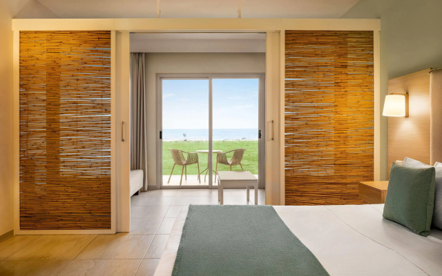 Ramada Hotel & Suites By Wyndham Ayia Napa