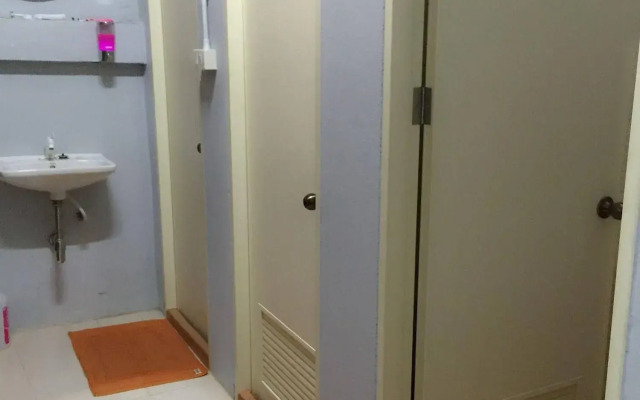 The Metallic Hostel