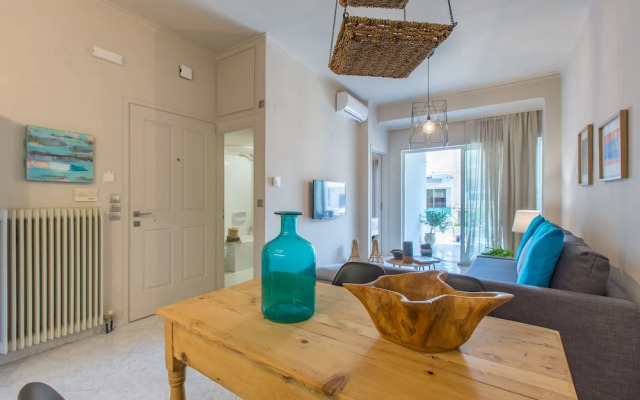 Nautilus Charm Apartment