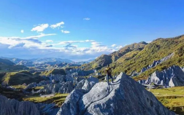 Orange Hotel (Shaoxing College of Arts and Sciences Lu Xun Hometown)