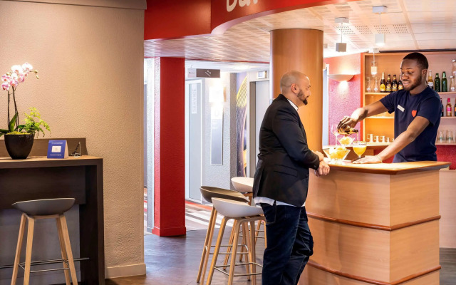 ibis Cergy Pontoise Le Port