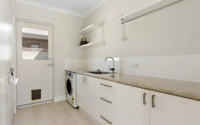 Deluxe Living in Mariners Cove